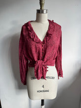Load image into Gallery viewer, Vintage floral berry blouse (M-L)
