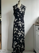 Load image into Gallery viewer, Vintage 90s black button down sleeveless dress (L)
