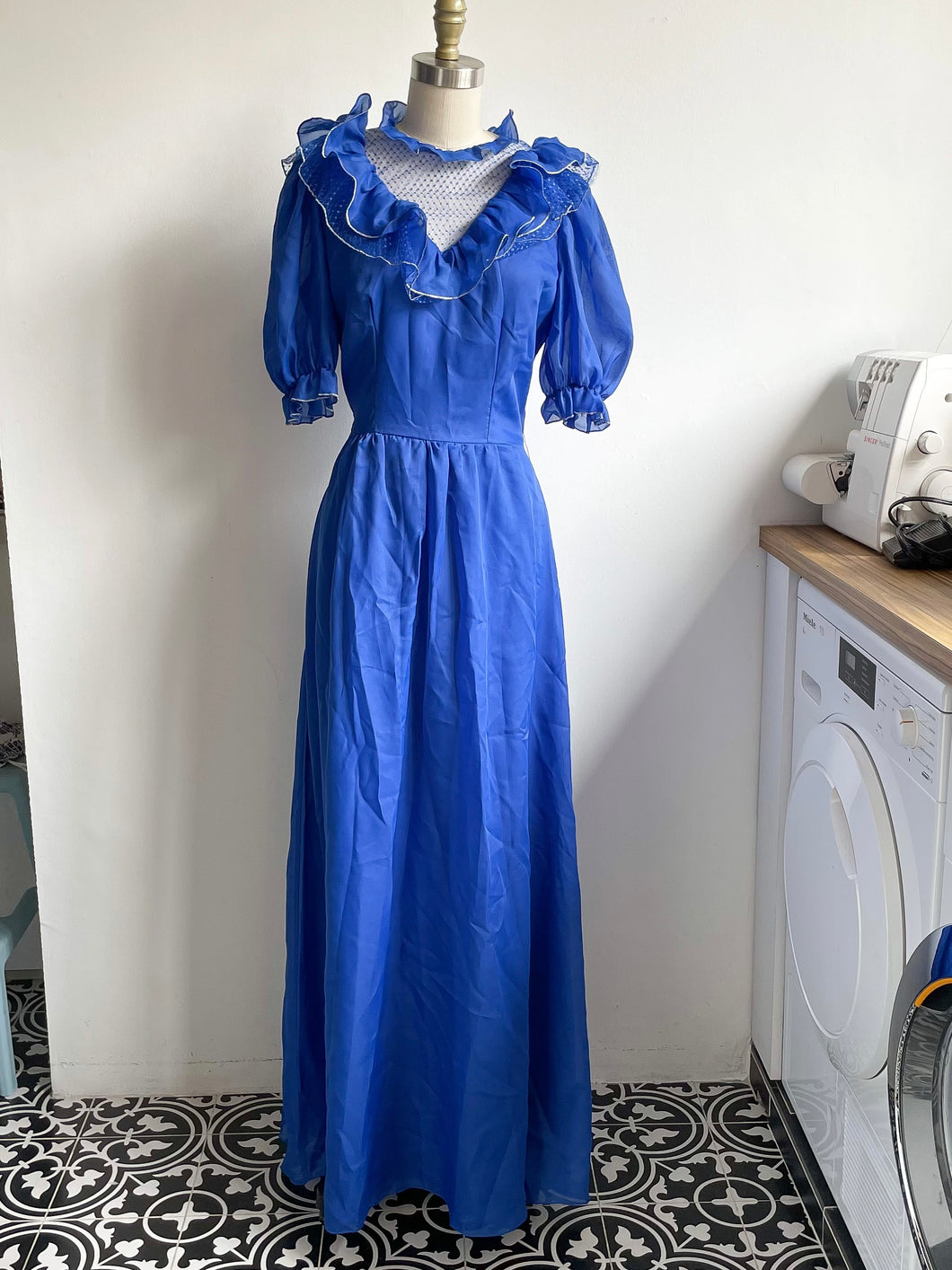 Amazing 80’s vintage prairie blue puff sleeve maxi dress