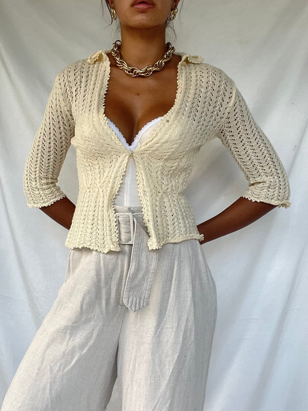 Vintage light weight knitted cardigan