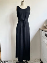 Load image into Gallery viewer, Vintage 90s basic black dress (S-M)
