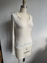 Load image into Gallery viewer, Vintage sheer long sleeve top (XS-S)
