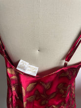 Load image into Gallery viewer, Vintage red mini slip with side slit (M)
