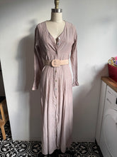 Load image into Gallery viewer, Vintage button down maxi dress (S)
