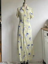 Load image into Gallery viewer, Vintage 90s pastel yellow floral button down maxi dress (M)
