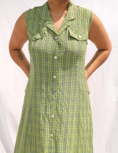 Load image into Gallery viewer, 90&#39;s green plaid button down maxi dress (M)
