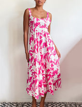 Load image into Gallery viewer, Summer floral maxi dress
